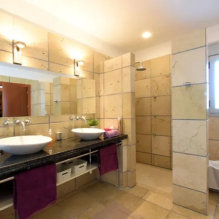 Villa Luxurious Villa With Private Pool In Monda