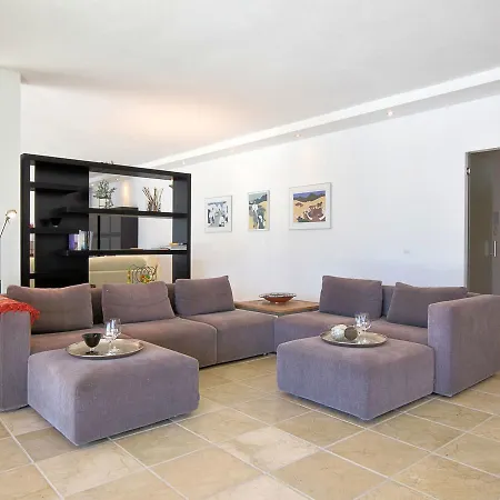 Luxurious Villa With Private Pool In Monda Villa